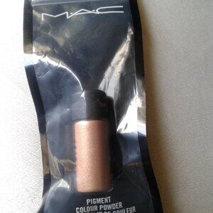 New!  MAC Pigment Color Powder Pigment